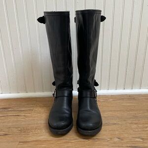 FRYE Veronica Back-Zip black leather boot size 6